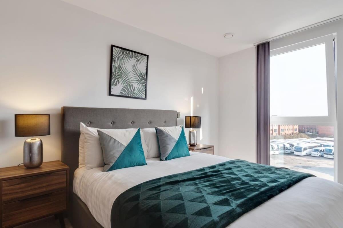 Beautiful 2 Bed Apartment In A Converted Mill Leeds  Dış mekan fotoğraf